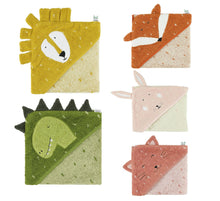Load image into Gallery viewer, Trixie Hooded towel 75x75cm
