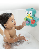 Load image into Gallery viewer, Infantino Tub-A-Penguin Bath Time Set 12m+
