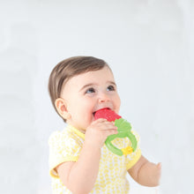 Load image into Gallery viewer, Infantino Vibrating Teether Strawberry 3m+
