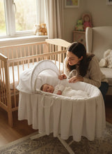 Load image into Gallery viewer, Kinder Valley Aura Moses Basket with White Opal Folding Stand
