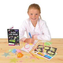 Load image into Gallery viewer, Galt Glow Lab With 11 Fun Experiments 6yrs+

