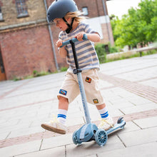 Load image into Gallery viewer, Scoot&amp;Ride Highway Kick 3S
