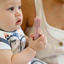 Load image into Gallery viewer, Ez pz Baby-Led Toothbrush 3m+

