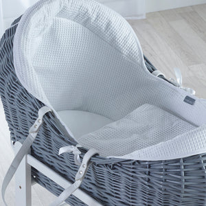 KV White Waffle Grey Pod Moses Basket With White Rocking Stand
