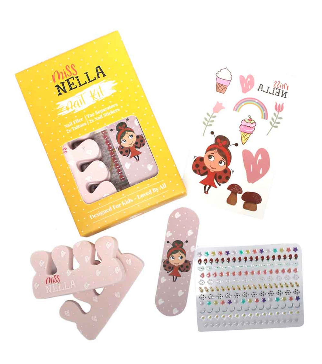NAILS AND ACCESSORIES SET