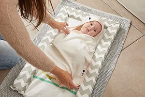 Tommee Tippee Splashtime Newborn Swaddle Dry Towel 0-6m, Penny the Penguin